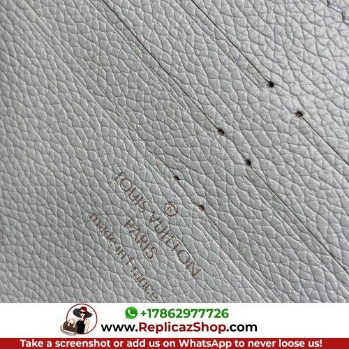 Louis Vuitton Favorite - Image 3