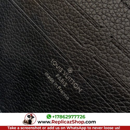 Louis Vuitton Favorite - Image 3