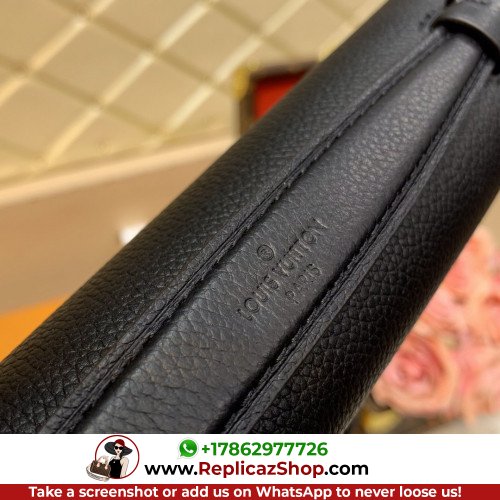 Louis Vuitton Favorite - Image 8