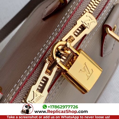 Louis Vuitton Alma - Image 3