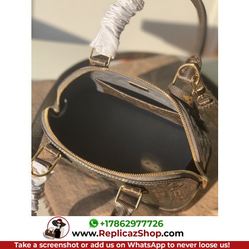 Louis Vuitton Alma - Image 9
