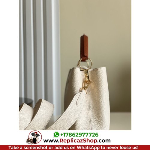 Louis Vuitton Capucines - Image 10