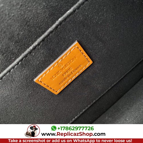 Louis Vuitton Petite Malle - Image 8