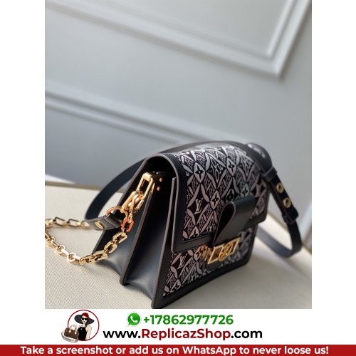 Louis Vuitton Petite Malle - Image 4