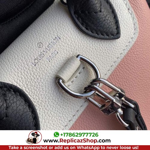 Louis Vuitton Favorite - Image 3