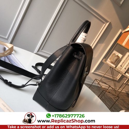 Louis Vuitton Favorite - Image 3