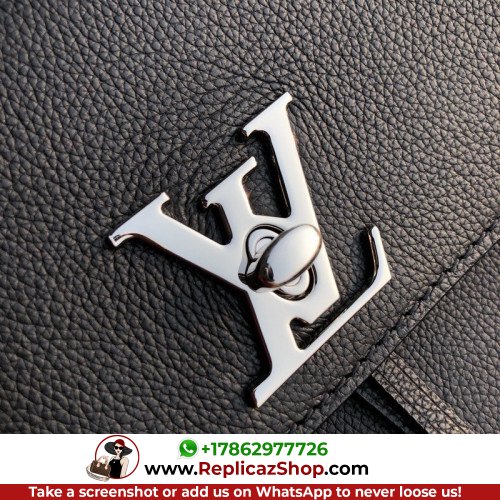 Louis Vuitton Favorite - Image 8