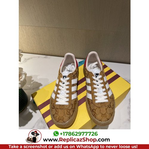 Gucci Low Top Sneakers