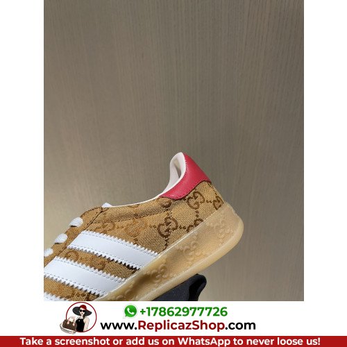 Gucci Low Top Sneakers - Image 9