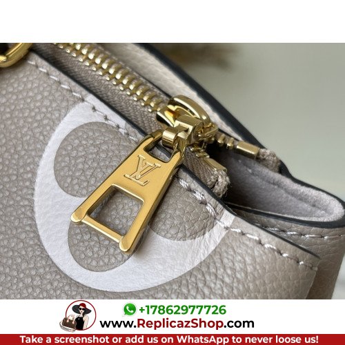 Louis Vuitton Tote - Image 5