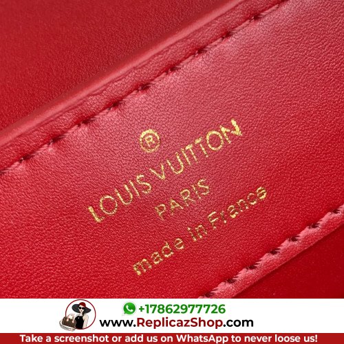 Louis Vuitton Capucines - Image 5