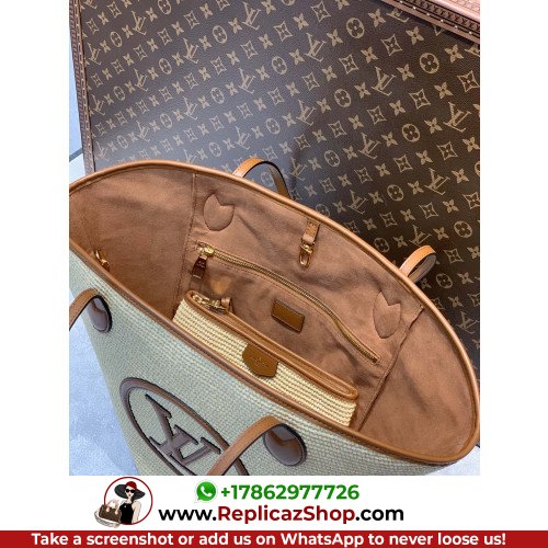 Louis Vuitton Tote - Image 3