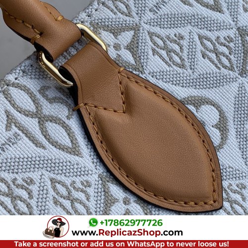 Louis Vuitton On The Go - Image 2