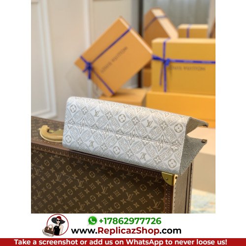 Louis Vuitton On The Go - Image 7