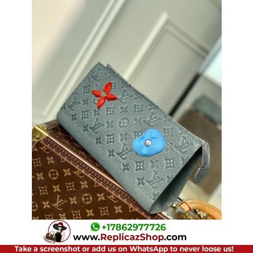 Louis Vuitton Wallet - Image 5