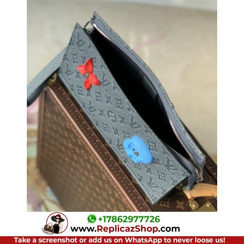 Louis Vuitton Wallet - Image 11