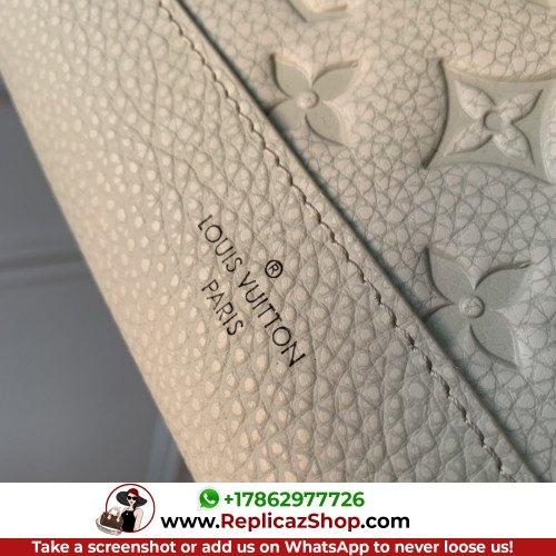 Louis Vuitton Wallet - Image 5