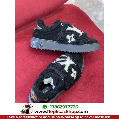 Louis Vuitton Low Top Sneakers - Image 7