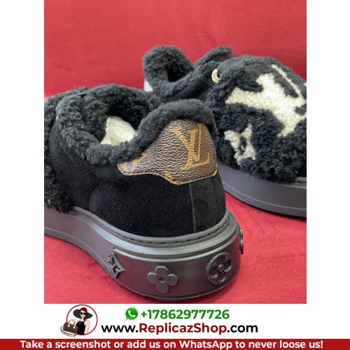 Louis Vuitton Low Top Sneakers - Image 9