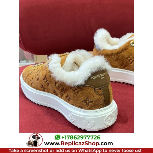 Louis Vuitton Low Top Sneakers - Image 10