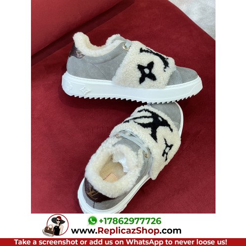 Louis Vuitton Low Top Sneakers - Image 6
