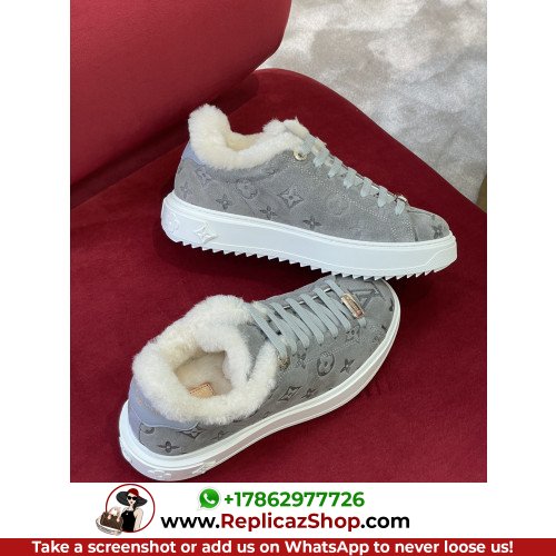 Louis Vuitton Low Top Sneakers - Image 4