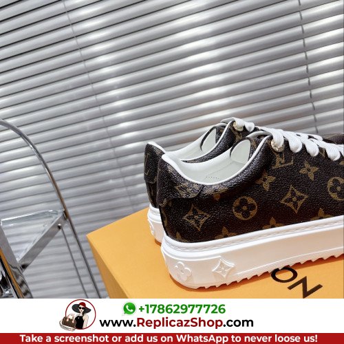 Louis Vuitton Low Top Sneakers - Image 2