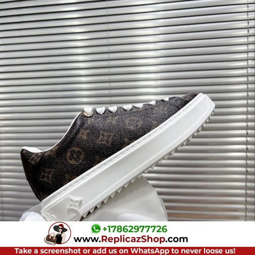 Louis Vuitton Low Top Sneakers - Image 6