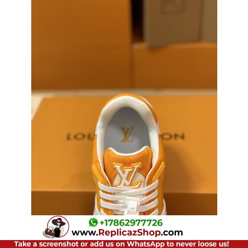 Louis Vuitton Low Top Sneakers - Image 9