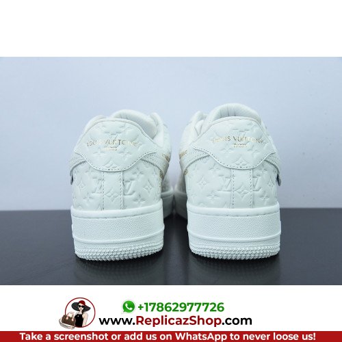 Louis Vuitton Low Top Sneakers - Image 15