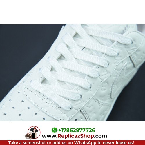 Louis Vuitton Low Top Sneakers - Image 17