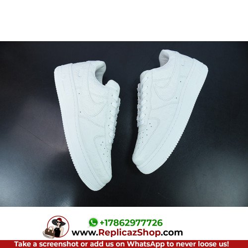 Louis Vuitton Low Top Sneakers - Image 2