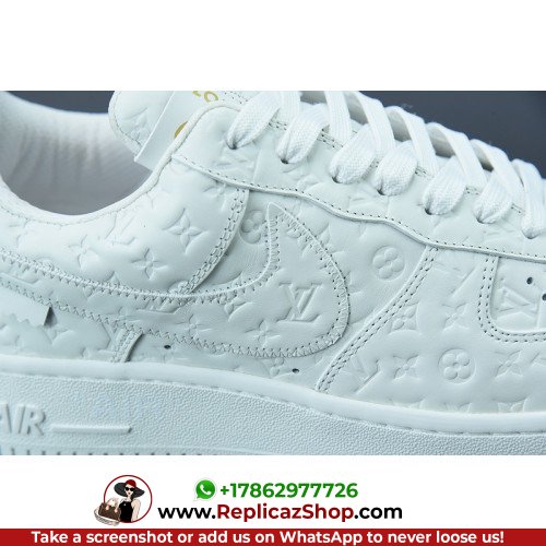 Louis Vuitton Low Top Sneakers - Image 8