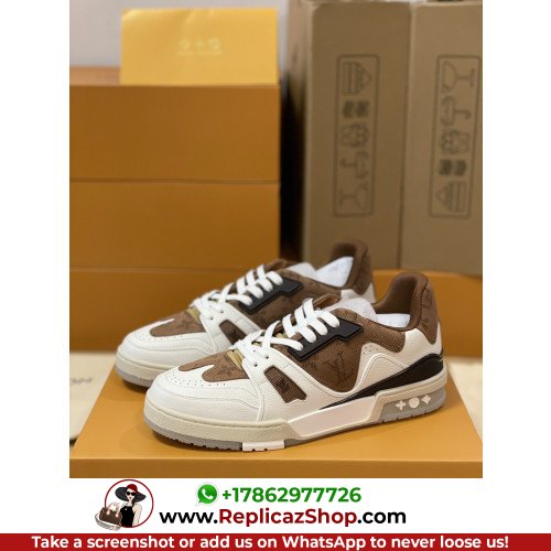 Louis Vuitton Low Top Sneakers - Image 3