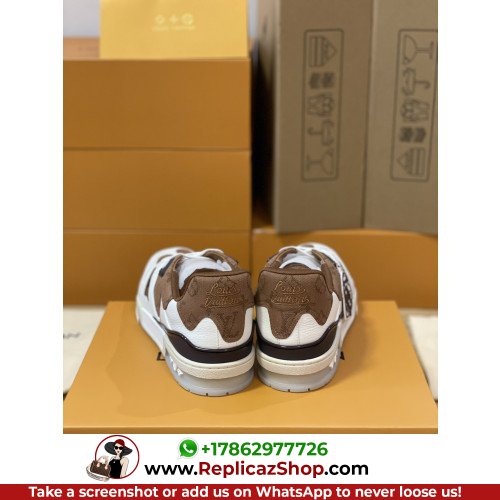 Louis Vuitton Low Top Sneakers - Image 5