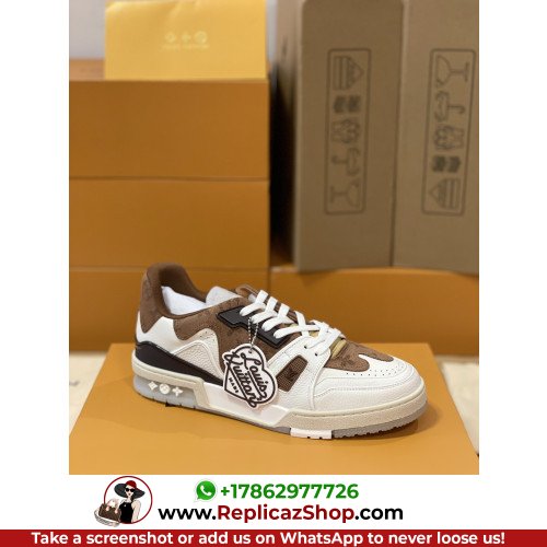 Louis Vuitton Low Top Sneakers - Image 6