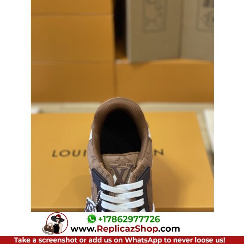 Louis Vuitton Low Top Sneakers - Image 9