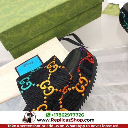 Gucci Sandals & Sliders - Image 5