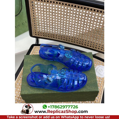 Gucci Sandals & Sliders - Image 4