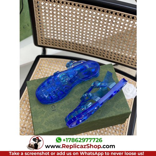 Gucci Sandals & Sliders - Image 6