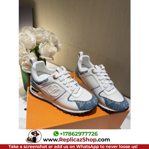 Louis Vuitton Low Top Sneakers - Image 4