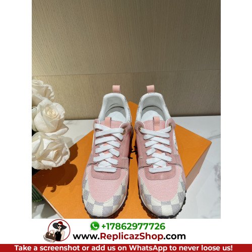 Louis Vuitton Low Top Sneakers - Image 4