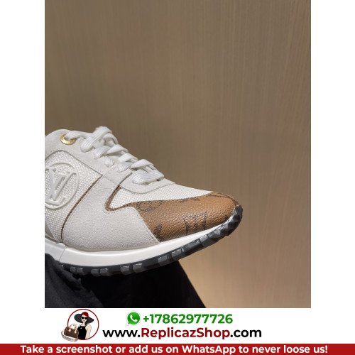 Louis Vuitton Low Top Sneakers - Image 9