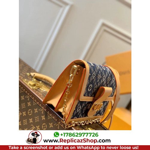 Louis Vuitton Petite Malle - Image 4