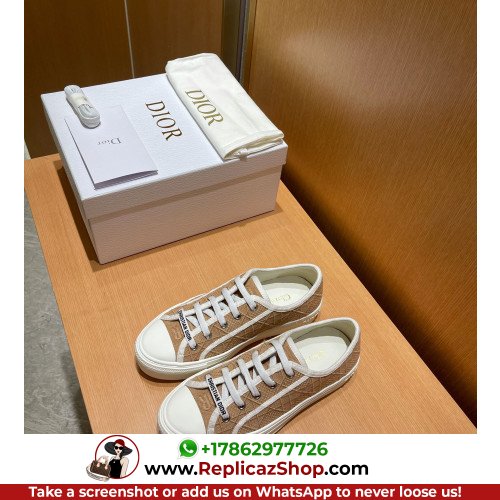 Dior Low Top Sneakers - Image 9