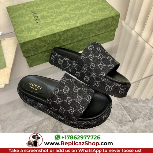 Gucci Sandals & Sliders - Image 5