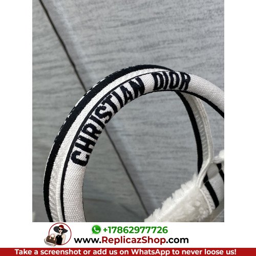 Dior Book Tote Small 26.5cm - Image 9