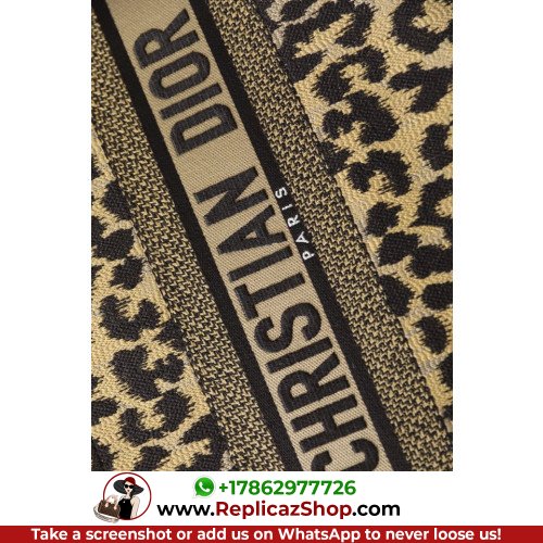 Dior Book Tote Medium 36cm - Image 10