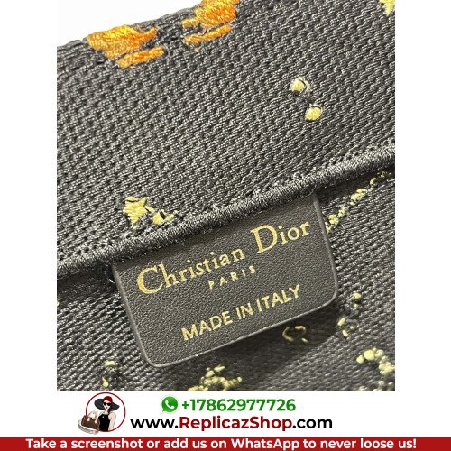 Dior Book Tote Medium 36cm - Image 10