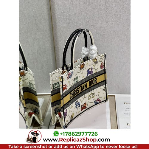 Dior Book Tote Medium 36cm - Image 10